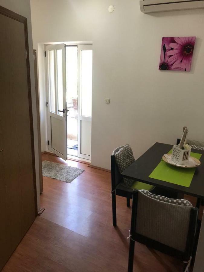Apartment Luna Ploce  Extérieur photo
